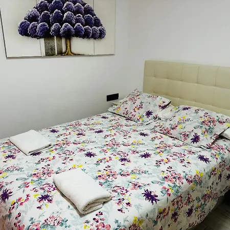 Fabrynne Apartment *